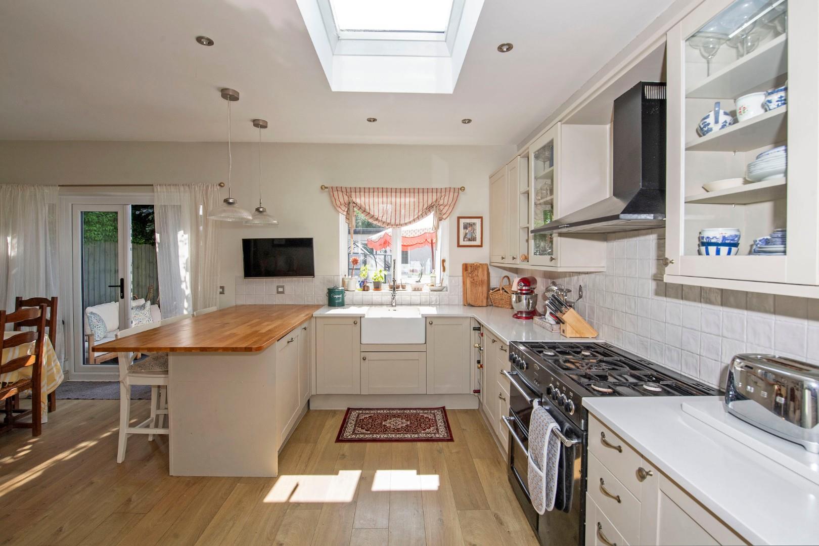 Caswell Bay Road, Bishopston, Swansea